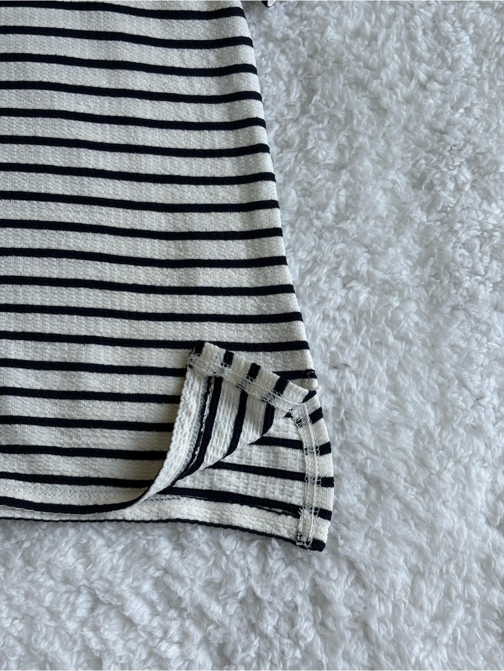 Max Studio London Striped Ruffle Sleeve Top - Size Medium - Picture 10 of 13